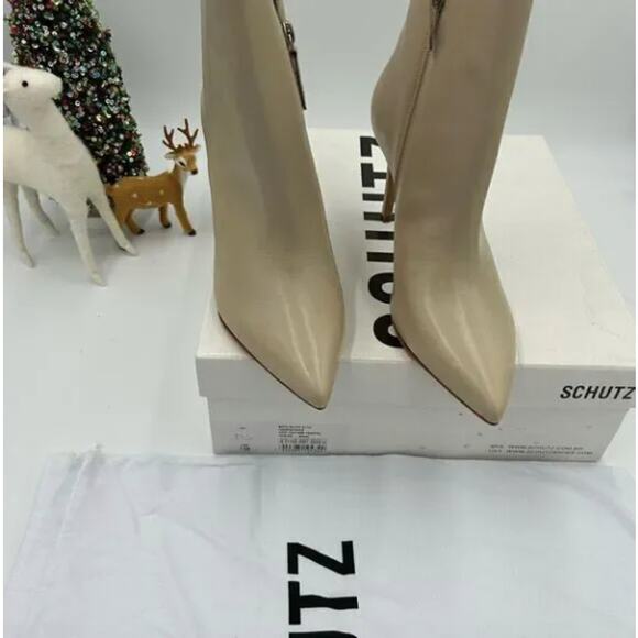 Women’s Schutz Mikki leather ankle boots size 7.5 made in Brazil - Picture 6 of 10